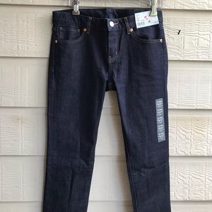 NEW Uniqlo Skinny Fit dark wash jeans 26